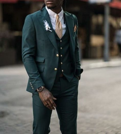 Men Wedding Suits Grooms Style Green Three Piece Suit Groomsmen Outfits Suit For Groomsmen, 3 Piece Wedding Suit, Emerald Green Suit, Suits Men Wedding, Suit Groomsmen, Suit 3 Piece, Suit Prom, Groomsmen Tuxedos, Groomsmen Outfits