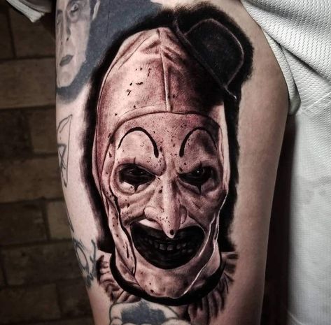 Art The Clown Tattoo, Terrifier Tattoo, Horror Movie Tattoos, Black Art Tattoo, Art The Clown, Surreal Tattoo, Clown Tattoo, Movie Tattoos, Wicked Tattoos