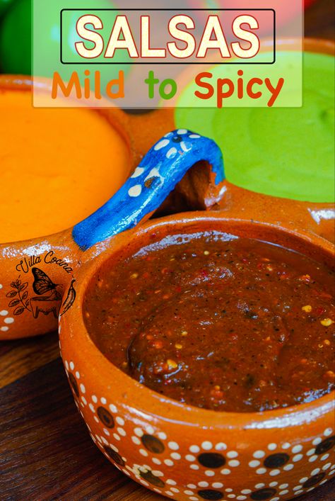 Easy Mexican salsa recipes are not hard to find, and the end result is astonishingly delicious! Salsa Recipe Authentic Mexican, Salsa For Tacos Mexican, Taco Salsa Recipes, Salsa Quemada Recipe, Mexican Restaurant Salsa Recipe, Easy Mexican Salsa Recipe, Mexican Menudo Recipe, Mexican Restaurant Salsa, Restaurant Salsa Recipe