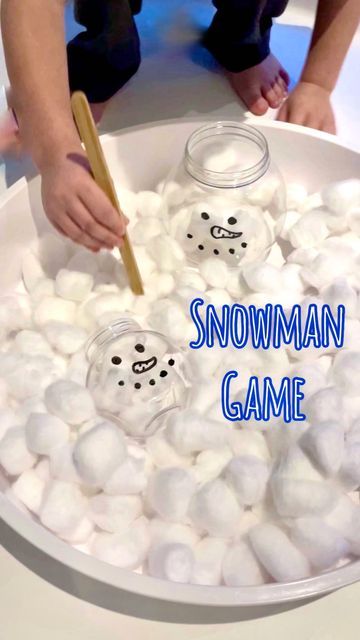 Cute Christmas Activities For Kids, Activities For Toddlers Christmas, Preschool Winter Party Ideas, Christmas With Kids Activities, Toddler Winter Art Activities, Snow Math Preschool, Winter Activities For Two Year Olds, December Dramatic Play Center, Taste Safe Fake Snow