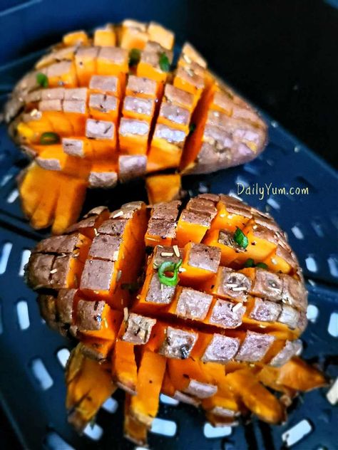 Crispy & Fluffy Air Fryer Blooming Sweet Potatoes Sweet Baked Potato, Daily Yum, Baked Sweet Potatoes, Raw Potato, Air Fried Food, Air Fryer Oven Recipes, Air Fryer Dinner Recipes, Air Fryer Healthy, Air Fryer Recipes Easy