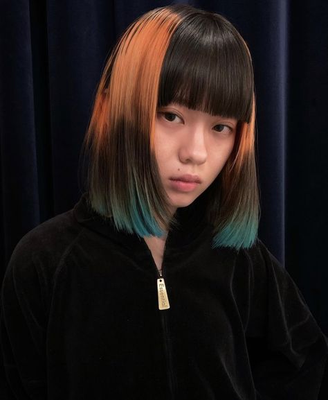 Blue Orange Hair, Vivid Hair, Gradient Hair, Dyed Hair Inspiration, Hair Streaks, Haircut And Color, Scene Hair, 짧은 머리, Dye My Hair