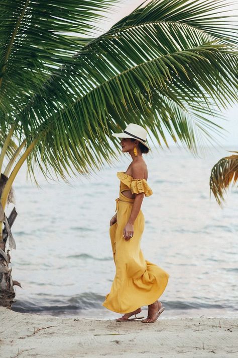 What to Wear on a Tropical Vacation | Yellow Two Piece Set | Yellow Maxi Dress  #travelclothing #traveloutfit #vacation #vacationoutfit #vacayoutfit #summerstyle #summeroutfit #summerclothing Summer Outfits Island, Island Vacation Outfits, Carrie Bradshaw Lied, Tropical Vacation Outfits, Tropical Islands Paradise, Yellow Two Piece, Tropical Outfit, Yellow Maxi Dress, Yellow Maxi