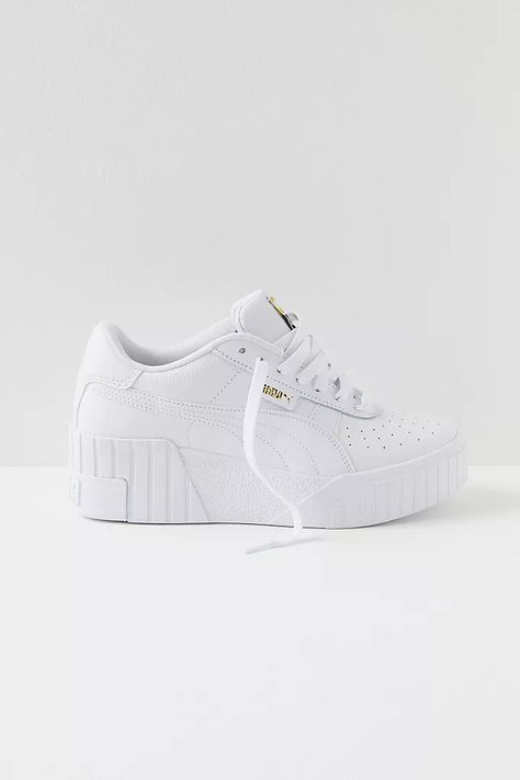 Puma Cali Wedge, White Wedge Sneakers, Wedge Sneakers Outfit, Nike Wedge Sneakers, Puma Cali, White Wedges, White Trainers, Wedge Sneakers, Sneakers Outfit