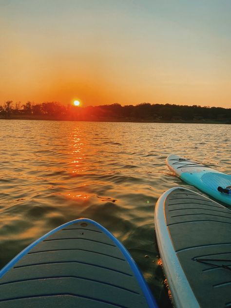 Gorgeous sunset while paddle boarding on a lake in Dallas, Texas Lake Havasu Arizona, Summertime Vibes, Lake Havasu, Gorgeous Sunset, Summer 24, 2024 Vision, Standup Paddle, Dallas Texas, Paddle Boarding