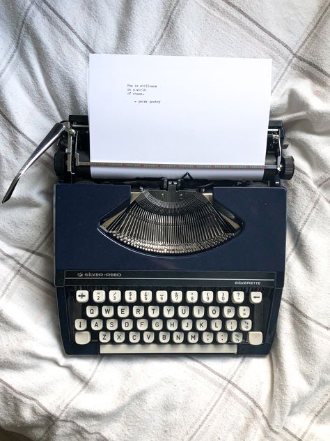 Typing Machine Aesthetic, Scriptwriting Aesthetic, Scriptwriter Aesthetic, Vintage Typewriter Aesthetic, Publisher Aesthetic, Journalist Aesthetic Girl, Writer Aesthetic Girl, Novelist Aesthetic, Typewriter Aesthetic