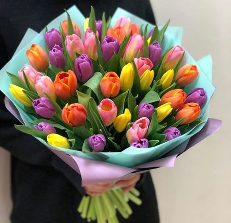 Fav Flower, Flower Guide, Tulip Bouquet, Nothing But Flowers, Valentines Flowers, Beautiful Bouquet Of Flowers, Bunch Of Flowers, Tulips Flowers, Beautiful Bouquet