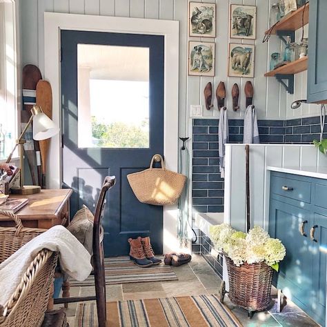 Maine Cottage, Painted Cottage, Seaside Cottage, Guest Cottage, Coastal Cottage, Cozy Cottage, Eclectic Home, Coastal Homes, Maine House