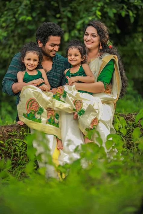 Onam special Onam Couple Photos, Onam Photoshoot Ideas Family, Onam Photoshoot Ideas, Onam Shoot, Onam Photoshoot, Onam Outfits Ideas, Onam Special, Onam Outfits, Onam Celebration