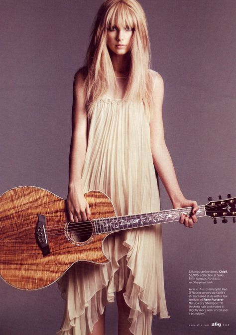 Taylor Swift in Chloe Taylor Swift 2010, Taylor Swift Guitar, Style Taylor Swift, Taylor Swift Photoshoot, Edgy Girls, Taylor Swift Web, Guitar Girl, Swift Photo, Elle Magazine