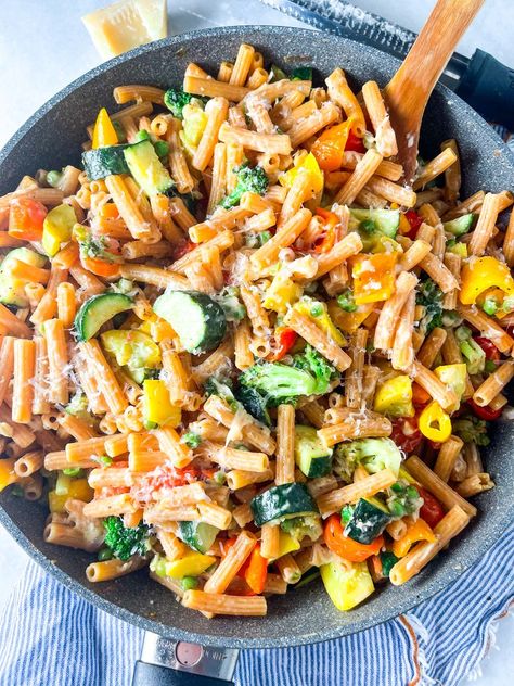 Creamy Lentil Pasta, Lentils Pasta Recipe, Red Lentil Noodle Recipes, Red Lentil Pasta Recipes Healthy, Lentil Pasta Recipe Healthy Dinners, Red Lentil Pasta Salad, Fiber Rich Dinner Recipes, Lentil Pasta Salad, Red Lentil Pasta Recipes