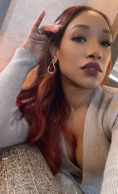 Candice Patton Instagram, Black Women Celebrities, Iris West Allen, Women Celebrities, Candice Patton, Iris West, Black Celebrities, Bold And The Beautiful, Woman Crush