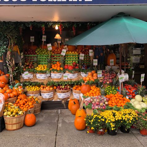 Fall, farmers market, autumn Autumn Market Aesthetic, Farmers Market Aesthetic Fall, Outdoor Market Aesthetic, Farm Market Aesthetic, California Farmers Market, Farmer’s Market Aesthetic, Farmers Market Photography, Fall Farmers Market Aesthetic, Fall Festival Aesthetic