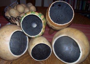 Thunder Gourds, Carving Gourds, Homemade Drum, Gourds Diy, Drum Craft, Native American Drums, Gorgeous Gourds, Homemade Instruments, Dremel Carving