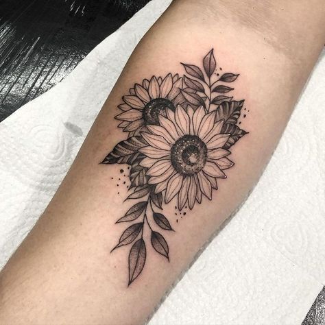 Sunflower Cluster Tattoo, Sunflower Tattoo Bicep, Sunflower Tattoo Forearm, Sunflower Ankle Tattoo, Sunflower Arm Tattoo, Bicep Tattoos For Women, Tatuaje Cover Up, Rip Tattoo, Wrist Tattoo Cover Up