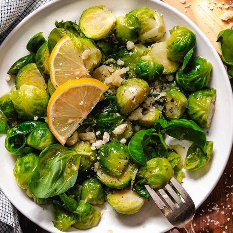 How to Steam Brussels Sprouts How To Steam Brussel Sprouts, Brussel Sprout Recipes Steamed, Steamed Brussel Sprout Recipes, Steamed Brussel Sprouts, Grilled Ribeye, Fish Dinner Recipes, Sprout Recipes, Brussels Sprouts Recipe, Fish Dinner