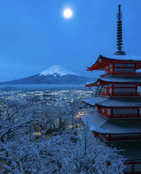 January 12 - Chureito Pagoda and Mount Fuji, Japan (kiyo_shizuoka) Chureito Pagoda, Mount Fuji Japan, Japan Winter, Fuji Japan, Winter's Tale, Shizuoka, Mount Fuji, January 12, Japanese Tattoo