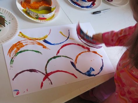 Simple but beautiful abstract rainbow paintings by Teach Preschool Rainbow Art For Kindergarten, Make A Rainbow Preschool, Rainbow Crafts For One Year Olds, Kindergarten Rainbow Art Projects, Easy Rainbow Painting, Rainbow Process Art Preschool, Rainbow Tracing Preschool, Paint A Rainbow Preschool, Rainbow Paintings