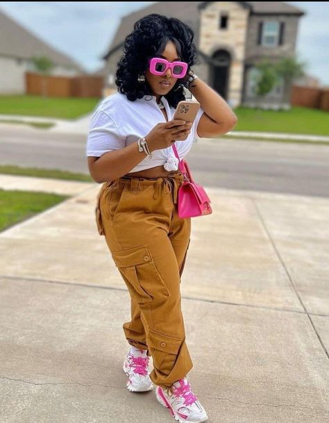 Size 22/24 Fashion, Tan Bodysuit Outfit Black Women, Casual Outfit Ideas For Women Simple, Orange Date Night Outfit, Plus Size Baddie Fall Outfits, Summer 2024 Outfits Black Women, Mid Size Fashion Black Women, Plus Size Fair Outfit Ideas, Fall Date Night Outfit Plus Size