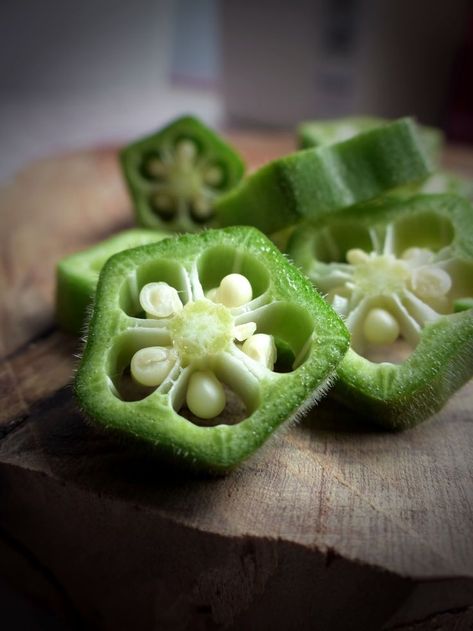 Lady Finger Vegetable, Okra Plant, Vegetables Photography, Lady Fingers, Types Of Fruit, Fruit Photography, Home Gardening, Sun Light, Cooking Ingredients