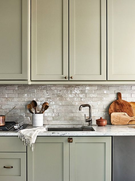 Small Galley Kitchen, Kitchen Cabinets Hinges, Sage Green Kitchen, Galley Kitchens, Best Kitchen Cabinets, Narrow Kitchen, Popular Kitchens, Green Cabinets, Kitchen Cabinet Hardware