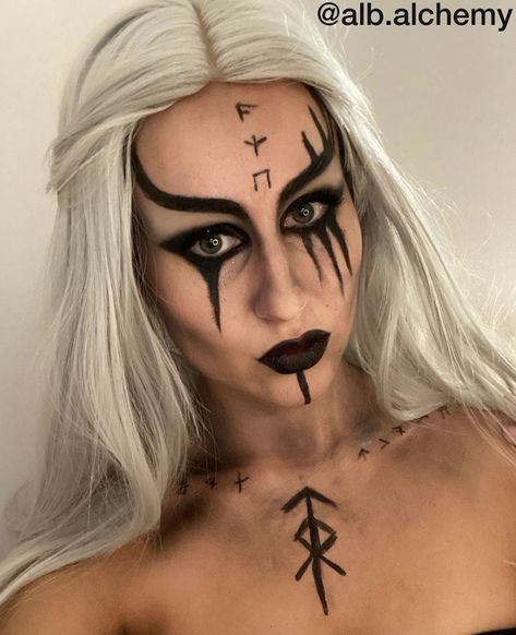 #halloween #makeup #facepaint #creepymakeup #witch #runes #dressup #costume #halloweencostume #sfx Voodoo Face Makeup, Voodoo Witch Costume Halloween Makeup, Dead Witch Makeup, Body Sigils, Rune Makeup, Runes Makeup, Wasteland Makeup, Voodoo Makeup Woman, Voodoo Witch Makeup