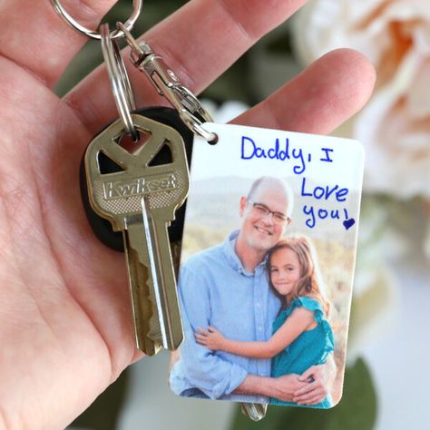 handmade gifts Archives - It's Always Autumn Dad Keychain Diy, Shrinky Dink Crafts, Sock Gnomes, Photo Keychains, Easy Homemade Christmas Gifts, Picture Keychain, Write Notes, Photo Keyrings