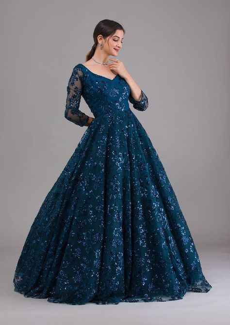 new design for long frocks for the girls the latest new collection it's amazing design 2023 Net Long Frocks, Latest Long Frock Designs, Net Gown Designs, Frocks For Women Party, Long Frock Models, Arabian Palace, Long Frocks For Women, Frock Models, Golden Saree