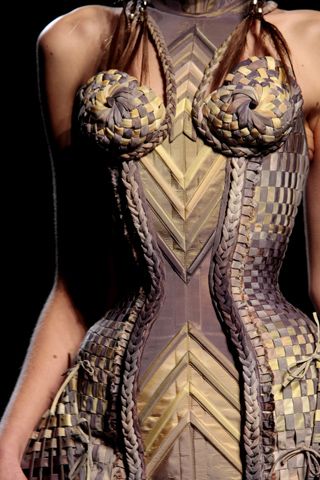 Braided Corset, Jean Paul Gautier Couture Jungle 2010 Couture, Jean Paul Gaultier Haute Couture, Fashion Textiles, Hussein Chalayan, Paul Gaultier Spring, Sculptural Fashion, 3d Fashion, Bustiers, Paul Gaultier