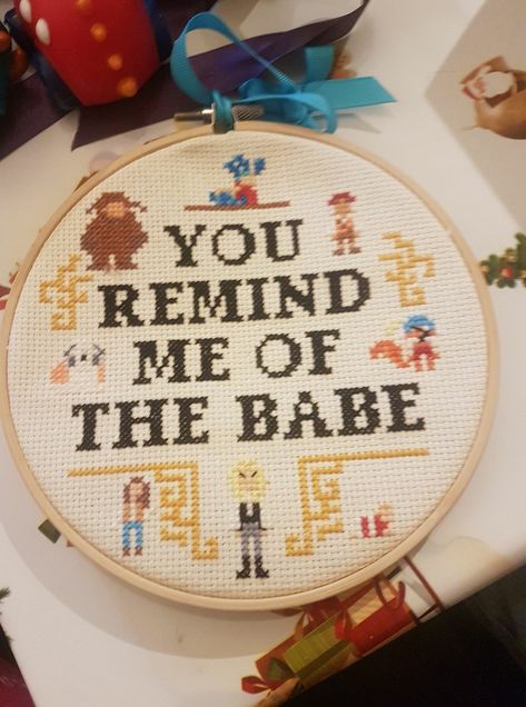 Labyrinth Cross Stitch, Coraline Diy, Grandma Hobbies, Geeky Cross Stitch, Geek Cross Stitch, Cross Stitch Projects Ideas, Knitting Squares, Goblin King, Stitch Gift