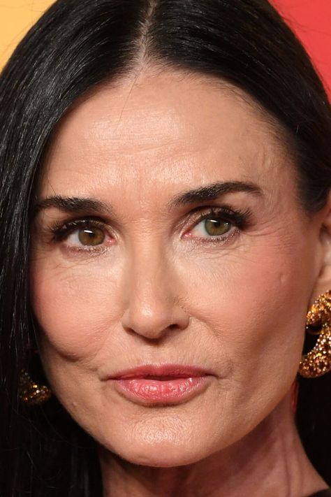 Get all the details behind the makeup Demi Moore wore to the 2024 Vanity Fair Oscars After-Party, shared by her makeup artist, Sil Bruinsma. Demi Moore Makeup, Groom Makeup, Her Makeup, Demi Moore, Beauty Images, The Oscars, Mens Skin Care, Eyebrow Makeup, Party Makeup