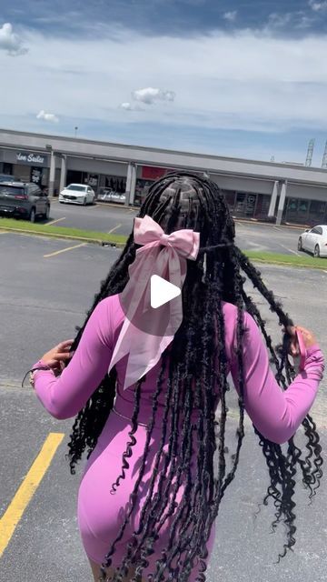 @brookestyledyou on Instagram: "pretty girls love pink 😍😍😍😍😍   - butterfly locs" Butterfly Locs Styles, Butterfly Locs Hairstyles, Locs Styles, Butterfly Locs, Bow Hairstyle, Locs Hairstyles, Loc Styles, Girls Love, Pink Butterfly