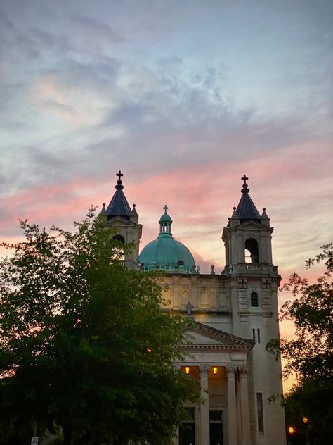 #aesthetic #richmond #virginia #sunset #photography Virginia Summer Aesthetic, Richmond Virginia Aesthetic, Richmond Virginia Photography, Virginia Aesthetic, September Moodboard, University Of Richmond, Spring Semester, Au Pair, Sophomore Year