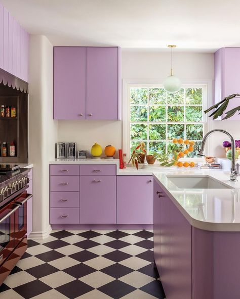 Reath Design (@reathdesign) • Instagram photos and videos Reath Design, Lavender Kitchen, Purple Home Decor, Hollywood Homes, Home Decor Colors, Purple Home, Hollywood Hills, Los Angeles Homes, American Design