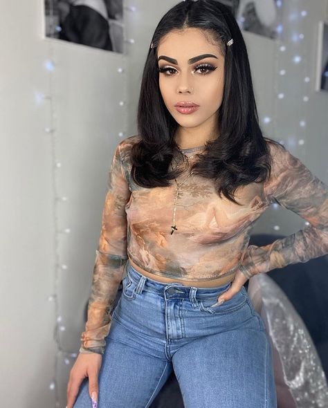 Stacey Giann Rosado on Instagram: “Some of y’all ain’t neva had a real bitch and it shows ... fit - @prettylittlething Lashes : @villainlashes code stacey15” Stacey Giann, Stacey Rosado, Trajes Kylie Jenner, Angels Beauty, School Mom, Streetwear Fashion Women, Baddie Hairstyles, Bollywood Celebrities, Baddie Outfits