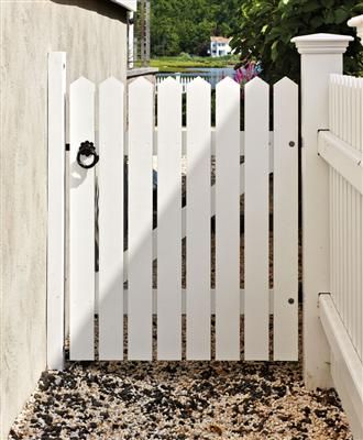 Beach Gates Entrance, Beach House View, Picket Fence Gate, Beach View House, Beachy House, Wooden Fence Gate, Walpole Outdoors, Picket Gate, Wood Fence Gates