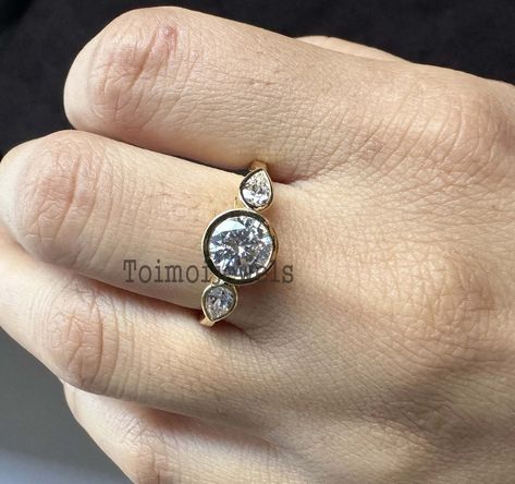 Ring 3 Stone, Moissanite Wedding Ring, Three Stone Engagement Ring, Bezel Set Ring, 3 Stone Rings, Moissanite Wedding Rings, Stone Engagement Ring, Three Stone Engagement, Set Ring