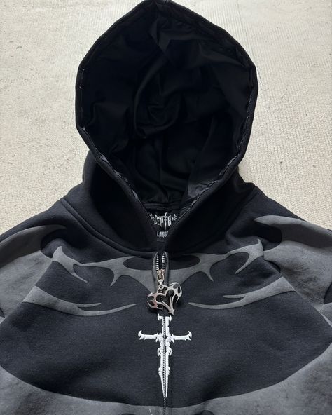 "ORIGINAL" PUFF PRINT ZIP UP Black Zipper Hoodie, Box Manga, Christian Clothing Brand, Clothes Wishlist, Arts Ideas, Streetwear Fits, Custom Jeans, Concept Clothing, Dark Outfits