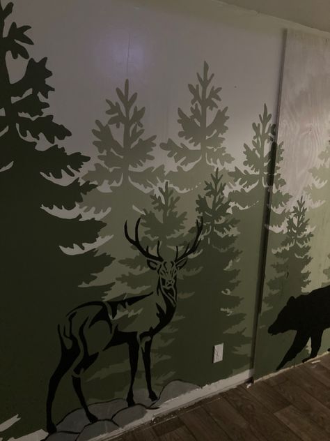 Camo Painted Walls, Camo Bedroom Ideas, Deer Mural, Camo Bedroom, Camo Wall, Tree Wall Murals, Woodland Wall, Forest Wall Mural, Cabin Art