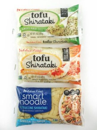 House Foods Shirataki Noodles Tofu Revolution Shirataki Recipes, Shirataki Spaghetti, Easy Peanut Sauce, Tofu Noodles, Miracle Noodles, Noodles Recipes, Shirataki Noodles, Keto Diet Food List, Raw Vegetables