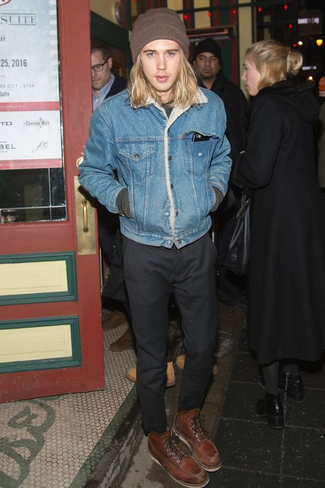 The 10 Best Dressed Men of the Week: 2.1.15 | GQ Austin Butler Street Style, Austin Butler Outfits, Austin Butler Style, Sherpa Outfit, Blonde Men, Best Dressed Men, David Beckham Style, Asos Fashion, Best Dressed Man