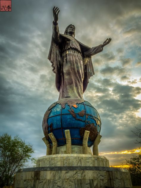 Cristo Rei - Dili - Timor Leste Timor Leste Culture, East Timor, Timor Leste, Tourist Spots, Asia Travel, Half Sleeve, Mario, Statue, Collage