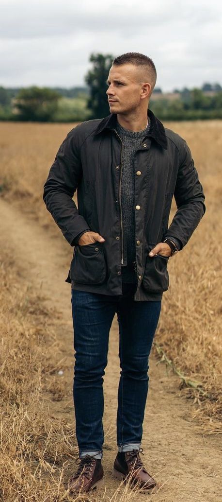 Men’s Barbour Jacket Outfit, Jeans Smart Casual Outfit Men, Black Barbour Jacket Outfit, Barbour Outfit Men, Barbour Aesthetic, Barbour Style Men, Barbour Outfit, Field Jacket Outfit, Outdoor Winter Outfit