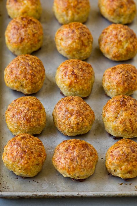 Chicken Meatballs Recipe | Baked Meatballs #chicken #meatballs #dinner #dinneratthezoo #comfortfood Oven Baked Chicken Rissoles, Ww Chicken Meatballs, Ground Chicken Balls, Appetizer Balls, Meatball Side Dishes, Chicken Rissoles, Meatballs Dinner, Mince Dishes, Casserole Dinners