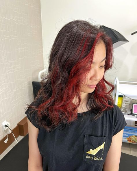 partial red highlights by Lay @lay______van #redpartialcolor #faceframinghighlights #redbalayage #redhighlights #vibranthair #vibrantred #redbalayage #redbrownhair #balayage #balayagehighlights #balayageombre #redhair #redhaircolor #redhaircolour #レッドヘアカラー# レッドヘア＃vancouverhairstylist #vancouverhairdresser #vancouvethair #vancouverhairsalon #yvrsalon #yvrhairstylist #babylights #darkredhair #ダークレッド Partial Highlights Red, Highlights Red, Lay Lay, Partial Highlights, Red Balayage, Dark Red Hair, Red Brown Hair, Red Highlights, Ombre Balayage