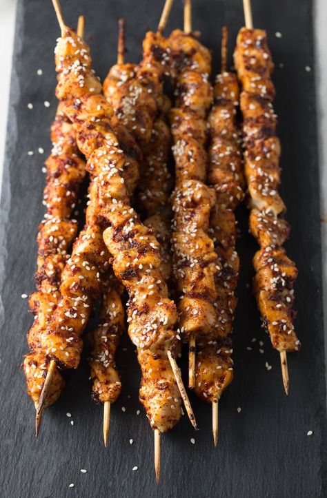 Low Carb Korean Chicken Skewers: This easy chicken kebab recipe is glazed with a tantalizing blend of Asian chiles, ginger and garlic. Easy Chicken Kebab Recipe, Healthy Picnic Foods, Healthy Picnic, Chicken Kebab Recipe, Chicken Skewer Recipe, Kebab Recipe, Chicken On A Stick, Easy Protein, A Spicy Perspective