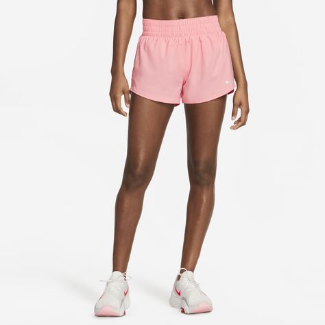 These shorts are the ones that are down for everything you do—from long walks to HIIT to running errands. Their silky-smooth, ultrasoft woven fabric is balanced with sweat-wicking tech so you have ultimate comfort while feeling dry as you work out. Nike Dri Fit Shorts Womens, Harper Zilmer, Nike Shorts Outfit, Workout Shorts Outfit, White Nike Pros, Pink Nike Shorts, Washington Trip, Running Outfits, White Nike Shorts