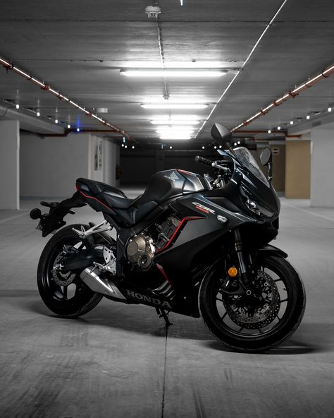 Honda R6, Honda Motorcycles Cbr, Honda Cbr 125, 4k Wallpaper Android, Honda Motorbikes, Honda Cbr250r, Black Honda, Honda Cbr 1000rr, Honda 125