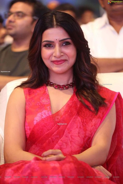 Samantha In Saree, Trendy Saree, Samantha Akkineni, Star Photo, Samantha Images, Blouses Designs, Samantha Pics, Wedding Lehenga Designs, Neha Sharma