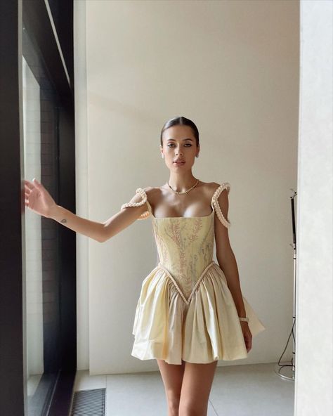 EDEM COUTURE on Instagram: “Beautiful Ksenia is wearing EDEM Couture mini dress The dress is available in several stunning colors: white, pale blue and yellow Find…” Ropa Diy, Grad Dresses, Vestidos Vintage, Glam Dresses, Looks Vintage, Fancy Dresses, A Dress, Dream Dress, Short Dress